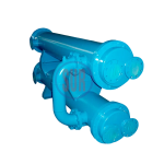 Pendingin industri berwarna biru dengan konfigurasi dua pompa terintegrasi pada sisi shell and tube cooler.